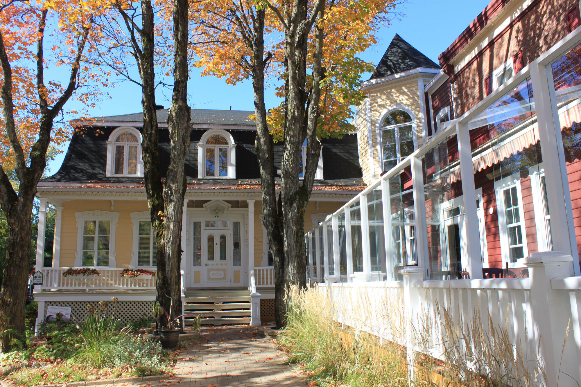 Auberge La Muse Baie-Saint-Paul Exterior photo