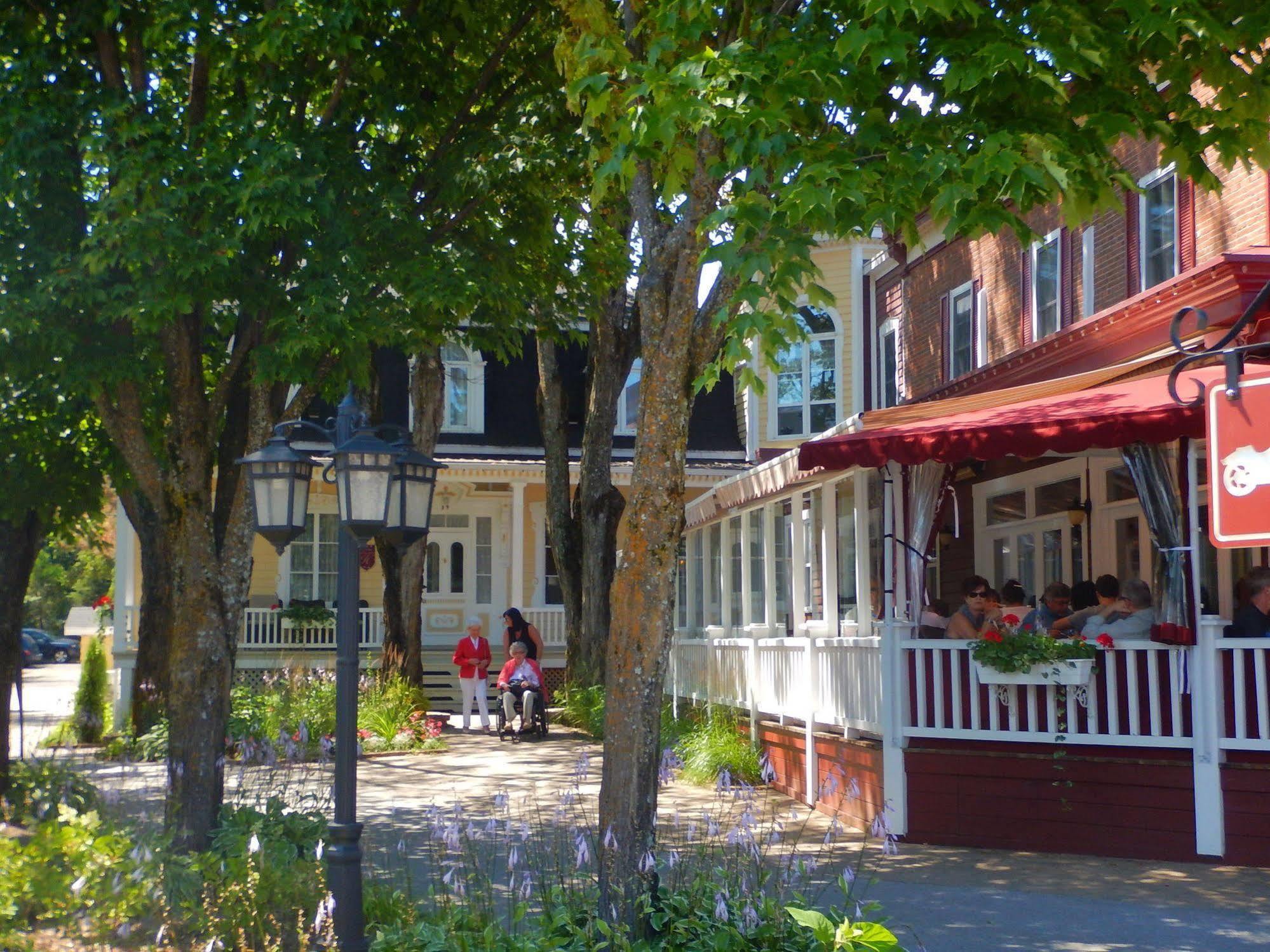 Auberge La Muse Baie-Saint-Paul Exterior photo